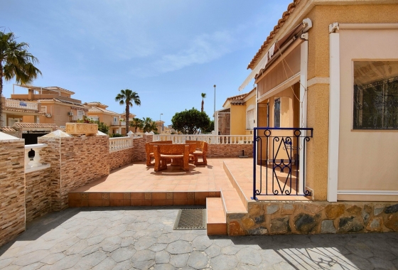 Resale - Townhouse - Punta Prima