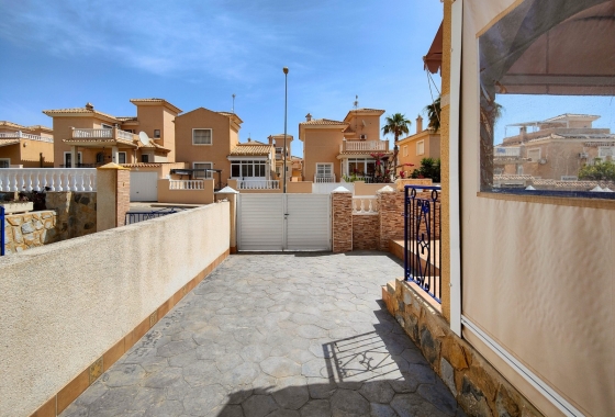Resale - Townhouse - Punta Prima