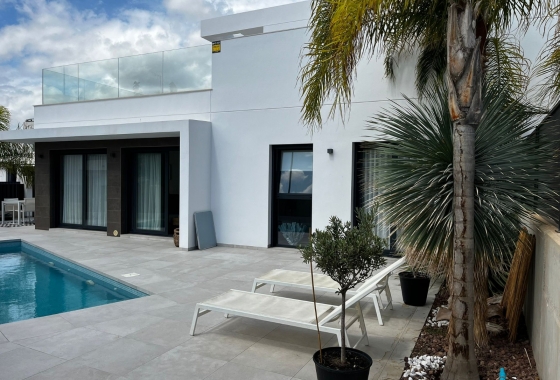 Reventa - Villa - San Fulgencio