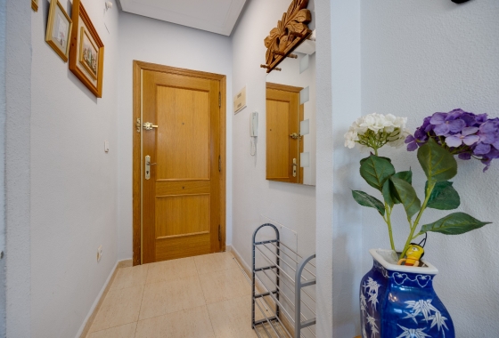 Resale - Apartment / flat - Torrevieja - Playa de los Locos