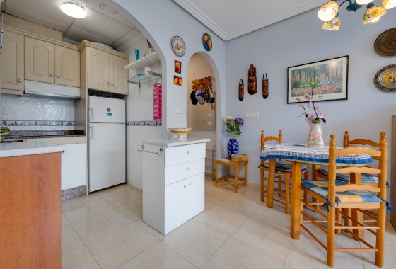 Resale - Apartment / flat - Torrevieja - Playa de los Locos