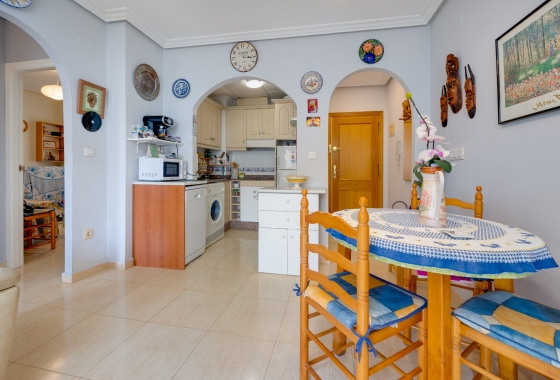 Resale - Apartment / flat - Torrevieja - Playa de los Locos