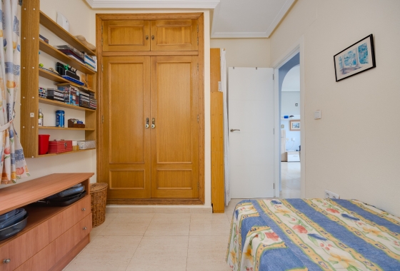 Resale - Apartment / flat - Torrevieja - Playa de los Locos