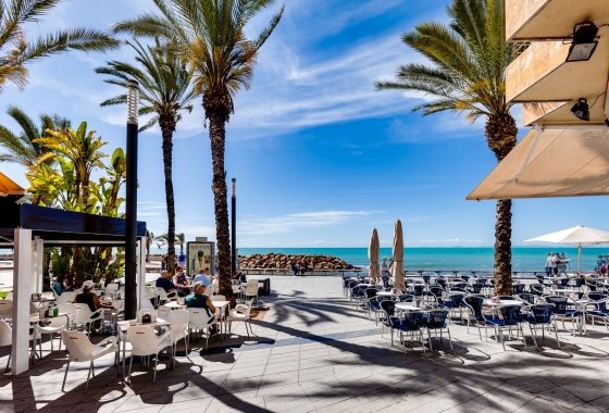 Resale - Apartment / flat - Torrevieja - Playa de los Locos