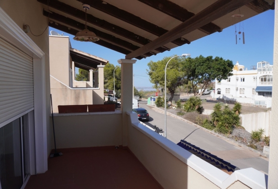 Resale - town house - Orihuela Costa - Villamartín