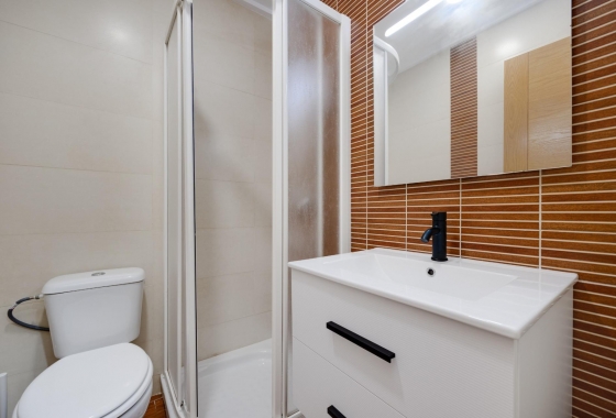 Resale - Apartment / flat - Torrevieja - PLAYA LOS LOCOS