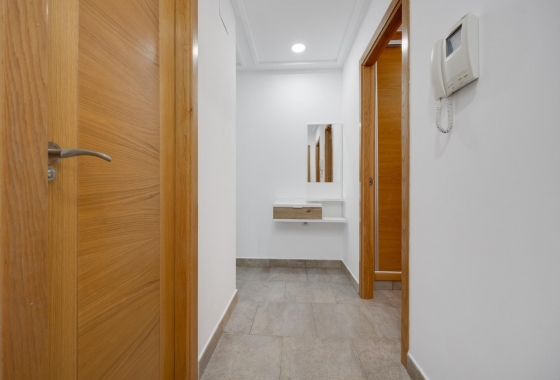 Resale - Apartment / flat - Torrevieja - PLAYA LOS LOCOS