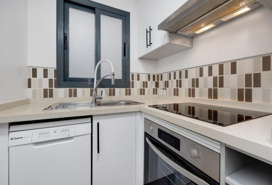 Resale - Apartment / flat - Torrevieja - PLAYA LOS LOCOS