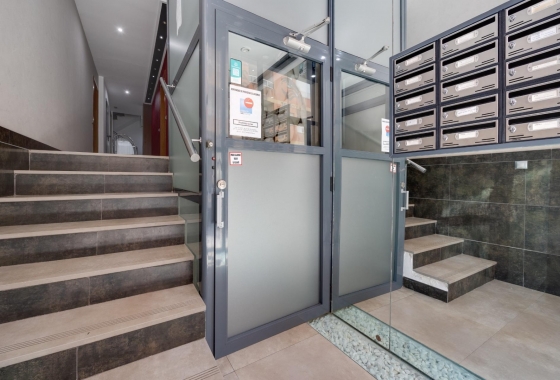 Resale - Apartment / flat - Torrevieja - PLAYA LOS LOCOS