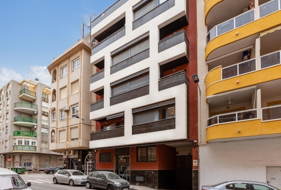Resale - Apartment / flat - Torrevieja - PLAYA LOS LOCOS