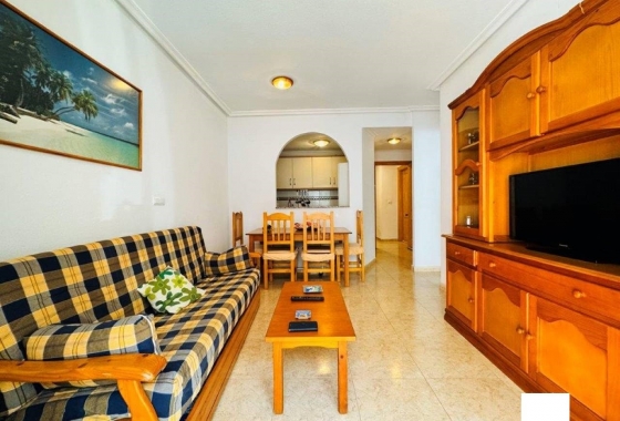 Resale - Apartment / flat - La Mata