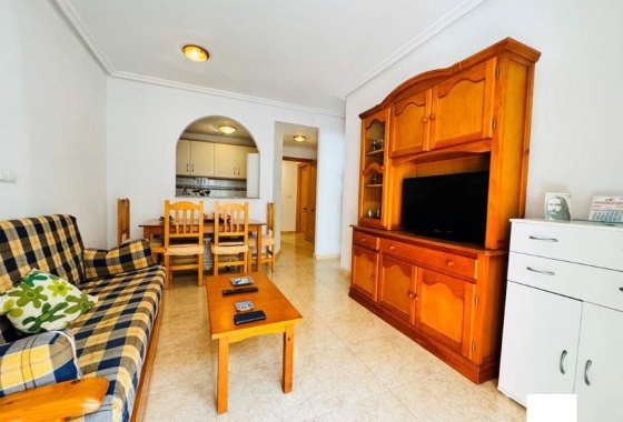 Resale - Apartment / flat - La Mata
