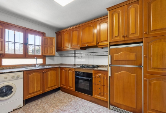 Rynek Wtórny - Bliźniak - Torrevieja - Los Balcones - Los Altos del Edén