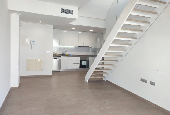 Resale - Apartment / flat - Torrevieja - La Veleta