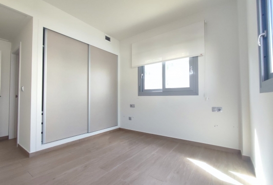 Resale - Apartment / flat - Torrevieja - La Veleta