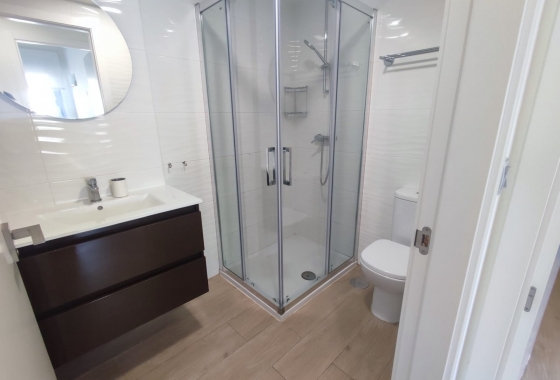 Resale - Apartment / flat - Torrevieja - La Veleta