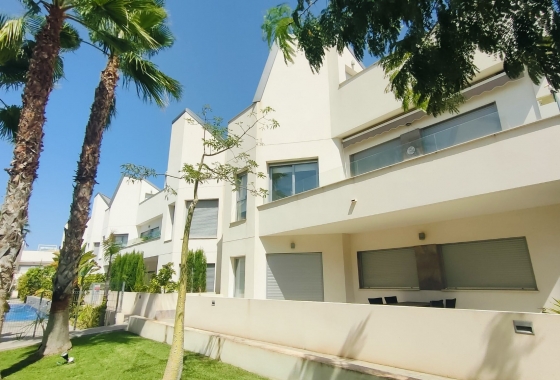 Resale - Apartment / flat - Torrevieja - La Veleta