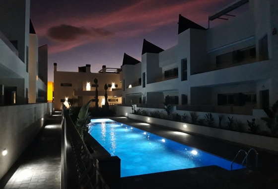 Resale - Apartment / flat - Torrevieja - La Veleta