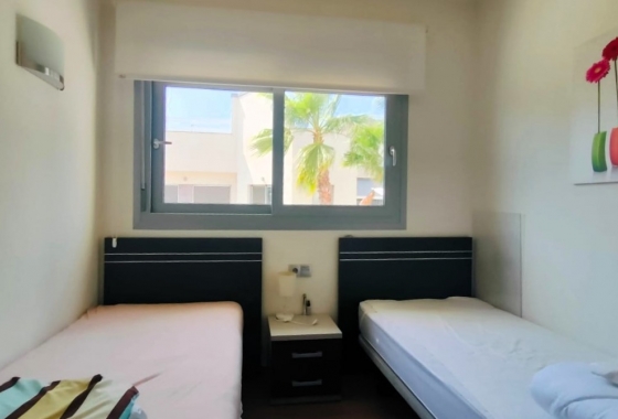 Resale - Apartment / flat - Torrevieja - La Veleta