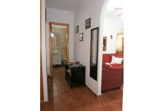 Resale - Bungalow - Torrevieja -  Urbanization