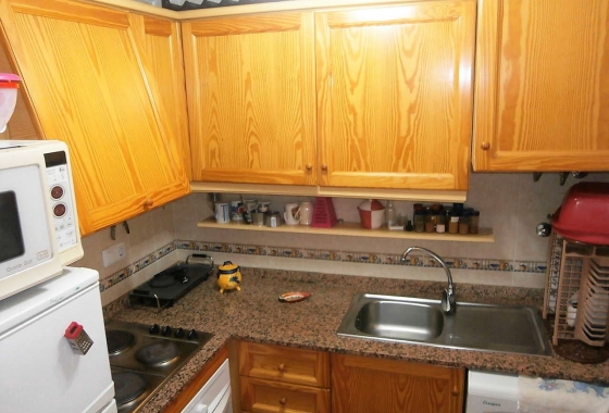 Resale - Bungalow - Torrevieja -  Urbanization