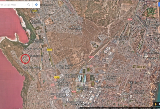 Resale - Bungalow - Torrevieja -  Urbanization