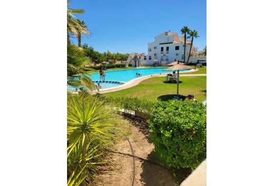 Resale - Bungalow - Torrevieja - Torreblanca