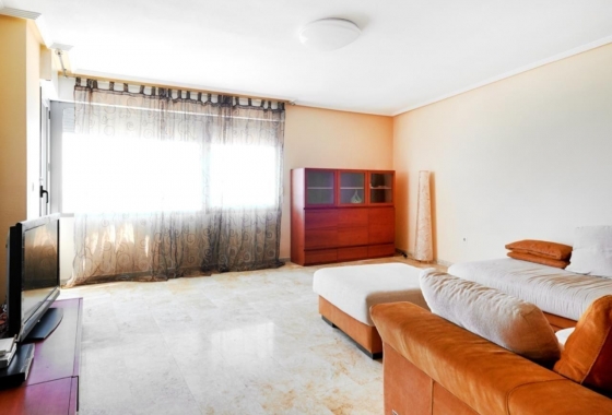 Resale - Apartment / flat - Torrevieja - Playa de los Locos