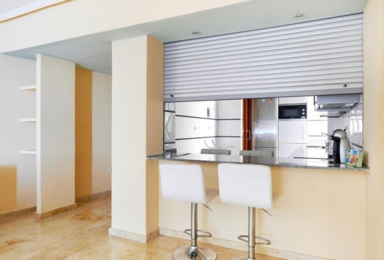 Resale - Apartment / flat - Torrevieja - Playa de los Locos