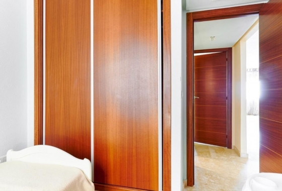 Resale - Apartment / flat - Torrevieja - Playa de los Locos