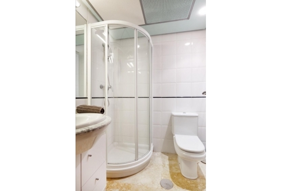 Resale - Apartment / flat - Torrevieja - Playa de los Locos