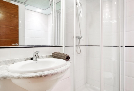 Resale - Apartment / flat - Torrevieja - Playa de los Locos