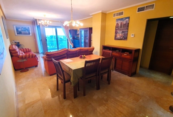 Resale - Apartment / flat - Torrevieja - Playa de los Locos