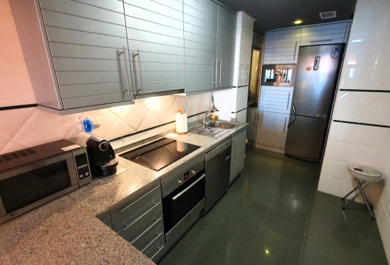 Resale - Apartment / flat - Torrevieja - Playa de los Locos