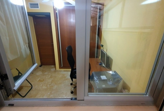 Resale - Apartment / flat - Torrevieja - Playa de los Locos