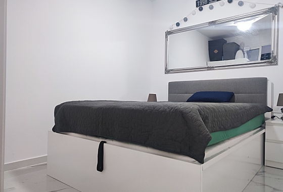 Resale - Apartment / flat - La Mata