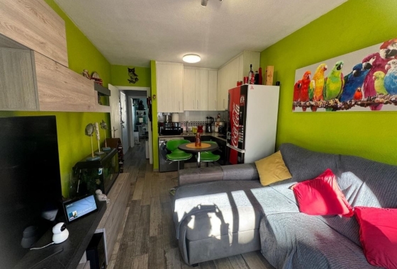 Resale - Apartment / flat - Torrevieja - Playa de los Locos