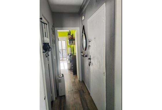 Resale - Apartment / flat - Torrevieja - Playa de los Locos