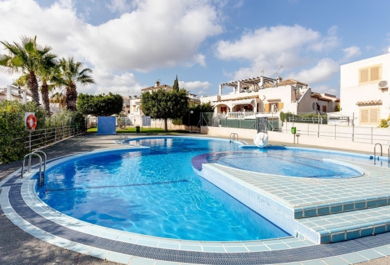 Resale - Bungalow - Torrevieja - Los Balcones - Los Altos del Edén