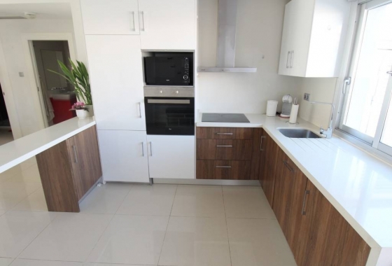 Resale - Bungalow - Torrevieja - Playa de los Locos