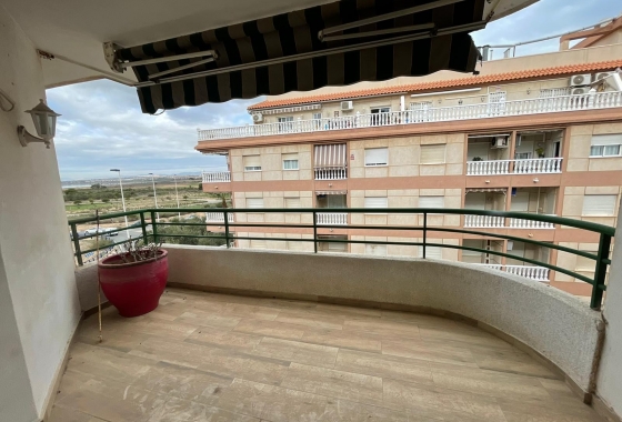 Resale - Apartment / flat - Torrevieja - LA MATA