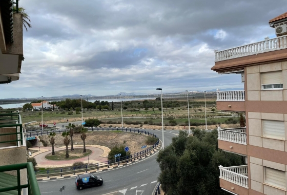 Resale - Apartment / flat - Torrevieja - LA MATA