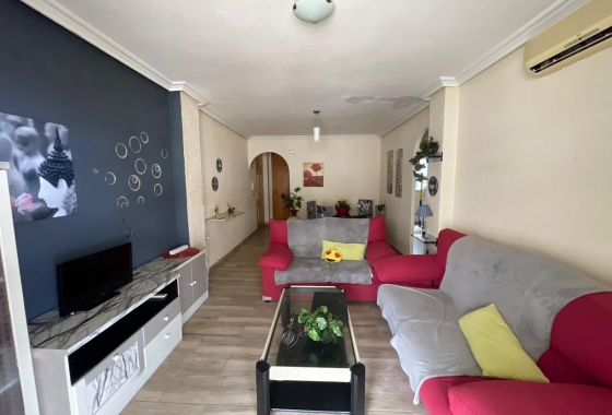 Resale - Apartment / flat - Torrevieja - LA MATA