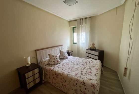 Resale - Apartment / flat - Torrevieja - LA MATA