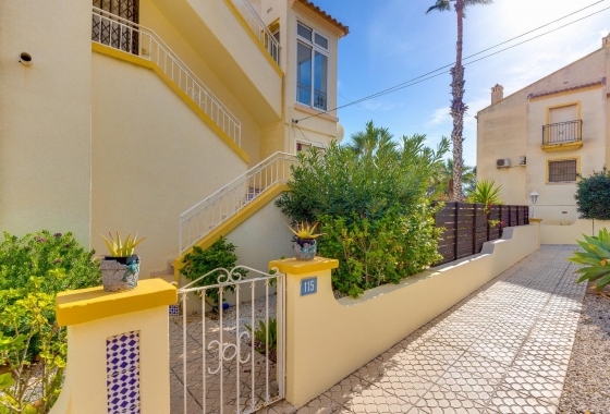 Resale - Bungalow - Orihuela Costa - Villamartín