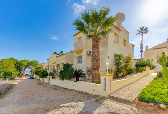 Resale - Bungalow - Orihuela Costa - Villamartín