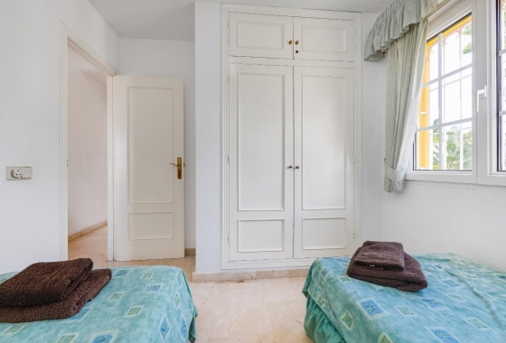 Resale - Bungalow - Orihuela Costa - Villamartín