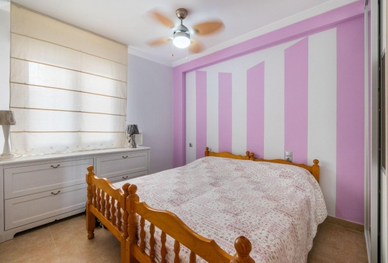 Resale - Apartment / flat - Torrevieja - LA MATA