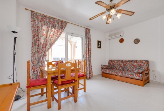 Resale - Bungalow - Torrevieja - playa de los naufragos