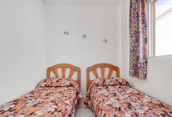 Resale - Bungalow - Torrevieja - playa de los naufragos